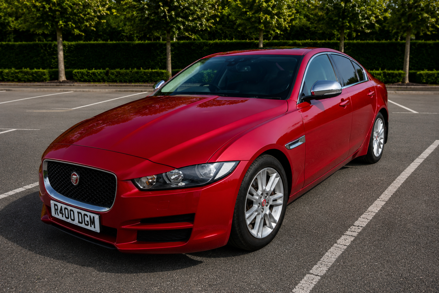 Jaguar XE photo 3